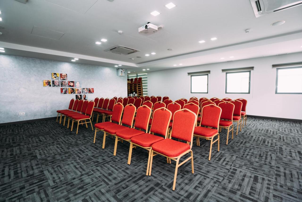 B Lot Hotel Kuala Lumpur Buitenkant foto