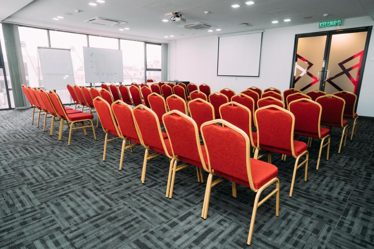 B Lot Hotel Kuala Lumpur Buitenkant foto