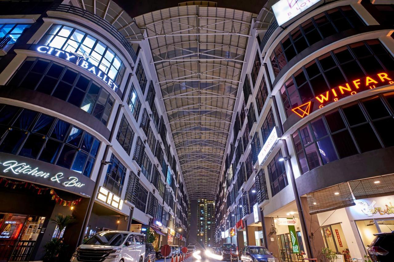 B Lot Hotel Kuala Lumpur Buitenkant foto